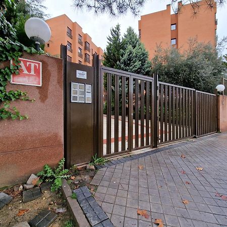 Samaniego, Piscina Y Garaje Junto Civitas Metropolitano Y Aeropuerto Madrid Eksteriør billede