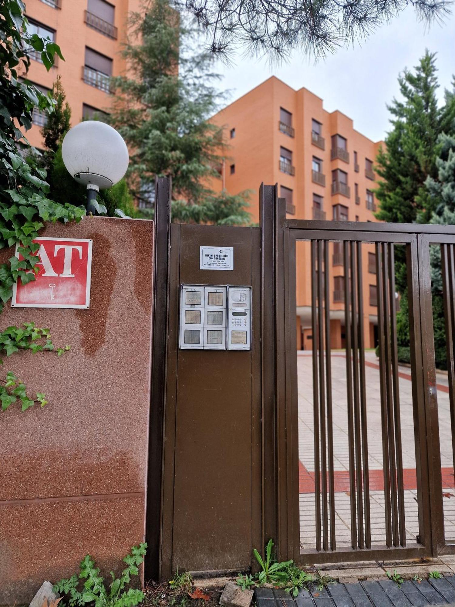Samaniego, Piscina Y Garaje Junto Civitas Metropolitano Y Aeropuerto Madrid Eksteriør billede
